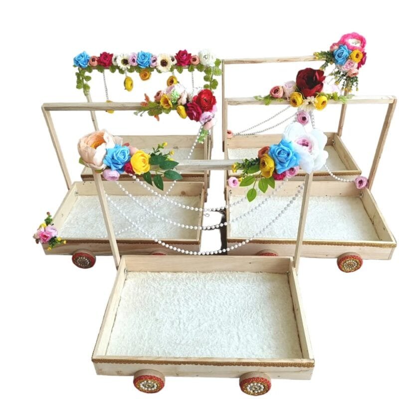 Medium wooden train 12x18 with decoration 4 trays + 1 engine - Image 2