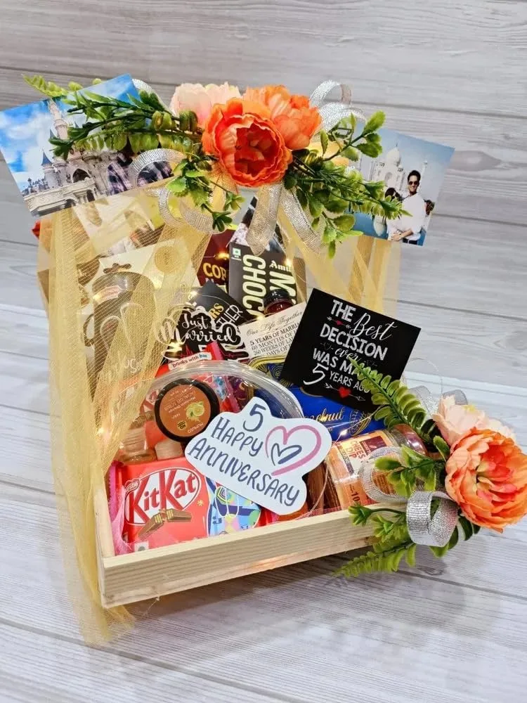 Fancy Pine Wood Gift Basket: Handmade,10x10x2 - Image 4
