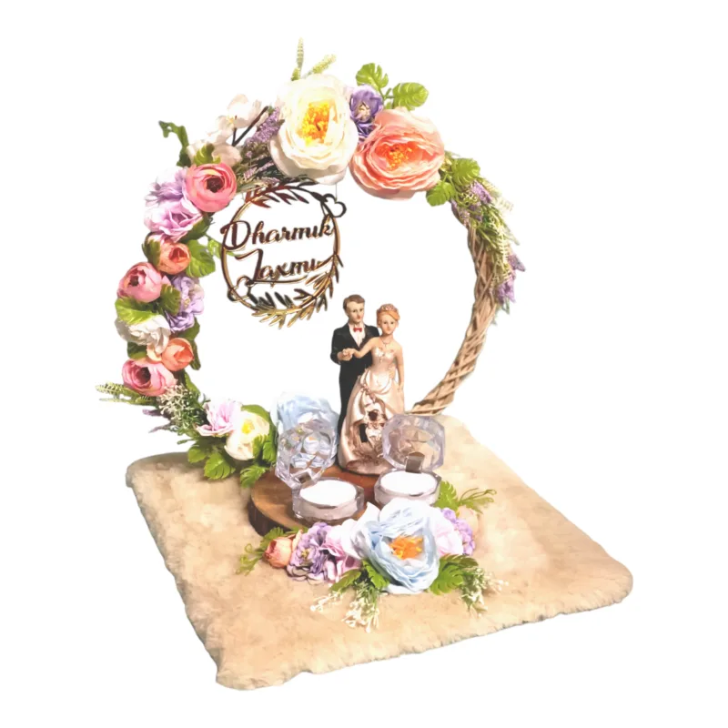 Elegant Personalized Ring Platter - Perfect for Engagements M2