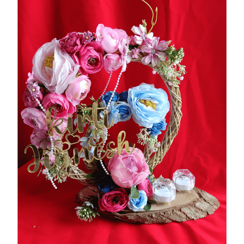 Elegant Personalized Ring Platter - Perfect for Engagements M8